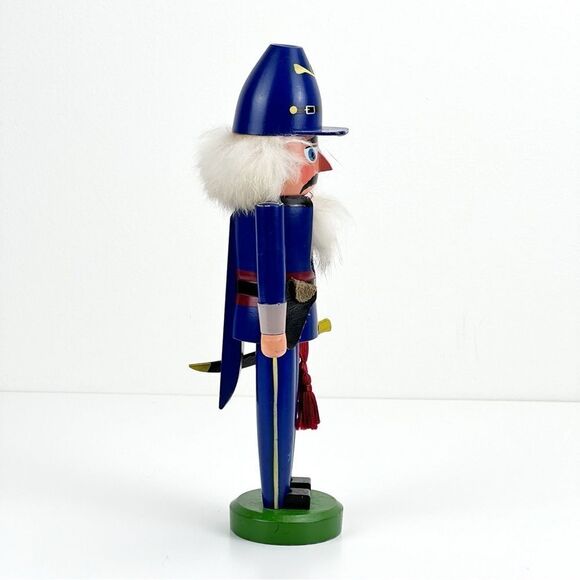 Vintage Classic Erzgebirge 11" Wooden Soldier Nutcracker Made In Germany - Picture 3 of 11